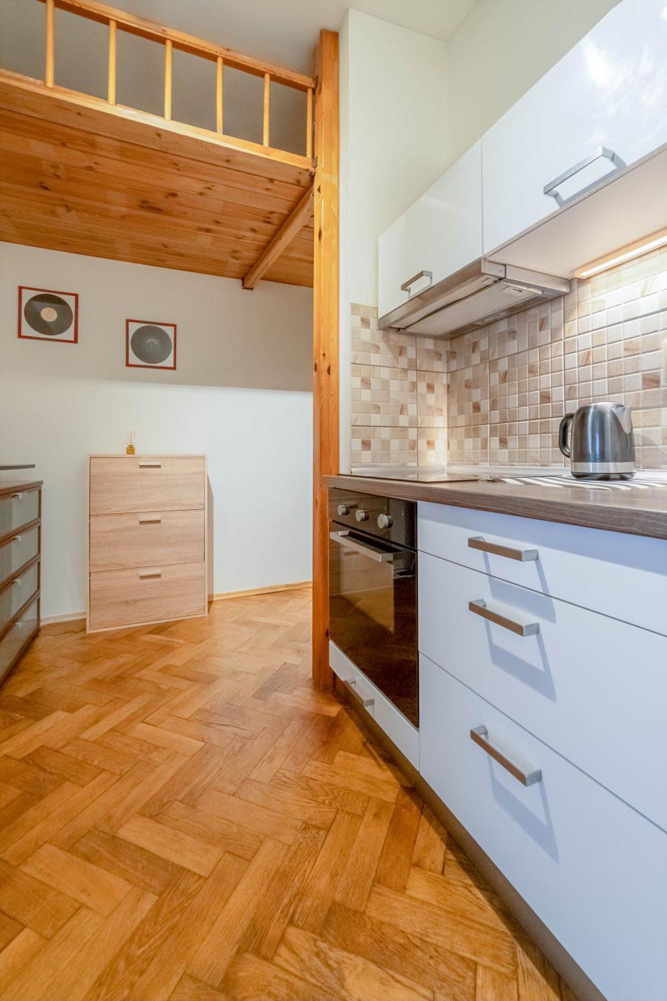 Spacious Central Budget-friendly By Rentez Apartament Praga